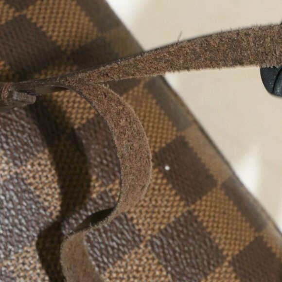 Louis Vuitton Damier Ebene Pochette - Brown *Read* - Picture 3 of 16